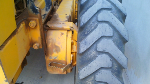 รถเกรด CHAMPION 720 SERIES 3 รถสวยเนี๊ยบ มีทะเบียนครบ ชอบราคาเท่าไรต่อรองกันได้ครับ