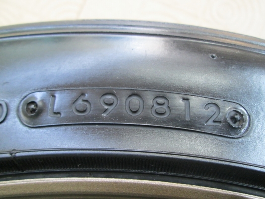 ขายce28 10.5 ยางnitto อะแดปเตอร์6-5 น๊อตray 11500บาท ขายce28 10.5 ยางnitto อะแดปเตอร์6-5 น๊อตray 11500บาท