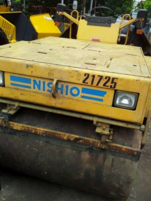 รถบดถนนสั่นสะเทือนหน้าเหล็กหลังยาง SAKAI รุ่น TW500