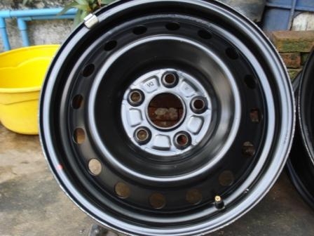 ขายล้อกะทะวีโก้ 2 วง ขอบ 15 5รู 114.3 สภาพใหม่ตามรูป ขายล้อกะทะวีโก้ 2 วง ขอบ 15 5รู 114.3 สภาพใหม่ตามรูป