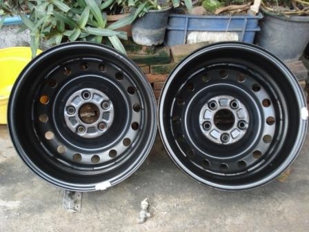 ขายล้อกะทะวีโก้ 2 วง ขอบ 15 5รู 114.3 สภาพใหม่ตามรูป ขายล้อกะทะวีโก้ 2 วง ขอบ 15 5รู 114.3 สภาพใหม่ตามรูป