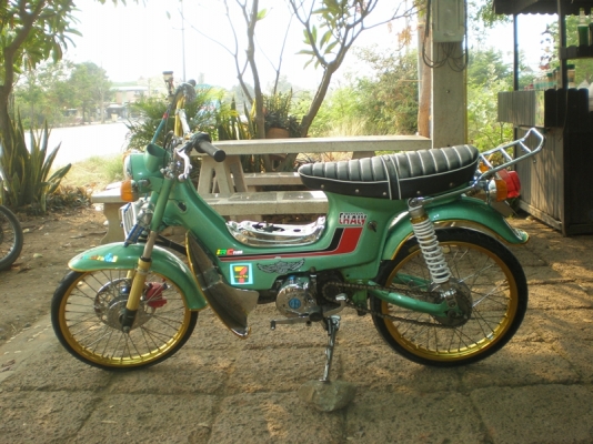 ขาย ชาลี สีเขียว เครื่องเวฟฝาไนท์ สภาพดี ขี่มันส์ สนใจโทรมาคุยกันได้ครับ 086-8063966 โอ๋ ลพบุรี