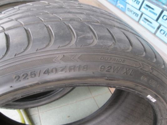 ขายยาง 225-40-18 ปี11 สวยๆ ชุด 5000 ขายยาง 225-40-18 ปี11 สวยๆ ชุด 5000