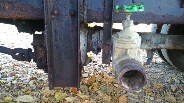 ถังน้ำขนาด ๘ ๐๐๐ ลิตร พร้อมปั้มน้ำ อุปกรณ์ฉีด พ่นน้ำ สภาพพร้อมใช้ ชอบราคาเท่าใดต่อรองกันได้ครับ