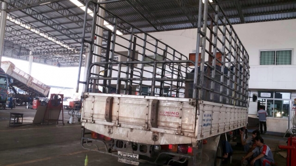 Hino เมกก้า 175  ปี 53 สภาพสวยจัด 1100000  คุยได้