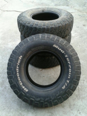 ขาย MUD BF KM2  ขนาด 255/85R16