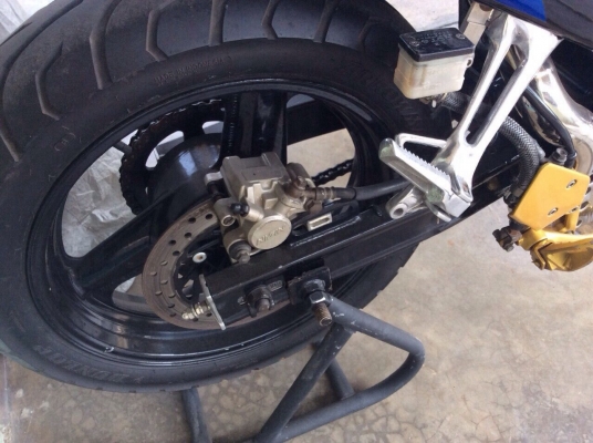 ธารนนทบุรี//ขาย honda cb1 ปี89 ทะเบียนแท้ ราคาอินวอยท์ครับ ราคา69,000 บาท