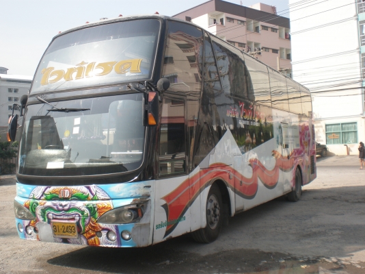 ขายบัสแอร์ 6ล้อ เครื่่อง นิสันทออ้อม แอร์ไฟฟ้า ราคาเหลือ600,000