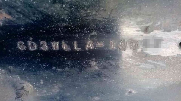 รถฮีโน่ 6 ล้อ ติดเฮี้ยบ. 165 แรงม้า. ( รถประกอบ )  สนใจติดต่อ 081 - 6079515