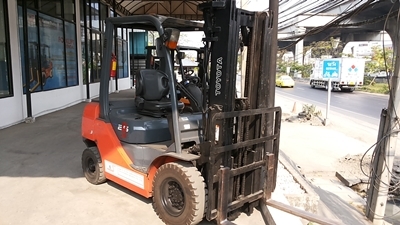 รถฟอร์คลิฟท์ ขนาด 2.5ตัน Toyota รุ่น: 52-8FD25 ซีเรียล:508FD25-14918 ปี:2007