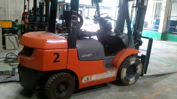 ขาย Toyota 02-7FD25 สนใจโทร 083 081 2889