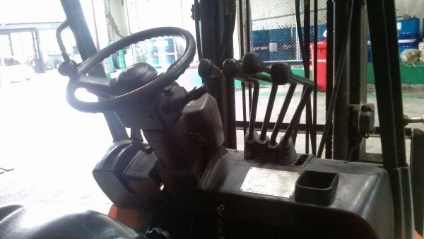 ขาย Toyota 02-7FD25 สนใจโทร 083 081 2889