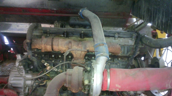 แพ๊คคู่ทั้งสองคันรวด..รถเกี่ยวเกี่ยวเกษตรพัฒนาเจ้าช้างไวไฟกับ สิบล้อสองเพลาเทลเลอร์ นิสสันรถสวย ชอบราคาเท่าไรต่อรองได้ครับ