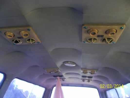 ขายรถตู้ NISSAN 2000 CC.