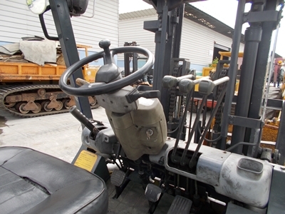 Komatsu 4ตัน  diesel มือสอง โทร 083 081 2889