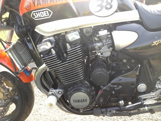 YAMAHA XJR Y.98 1200cc.กล่องไฟแต่ง ETC ยุ่นแท้ ของแต่งเต็มคัน