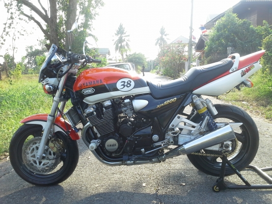 YAMAHA XJR Y.98 1200cc.กล่องไฟแต่ง ETC ยุ่นแท้ ของแต่งเต็มคัน