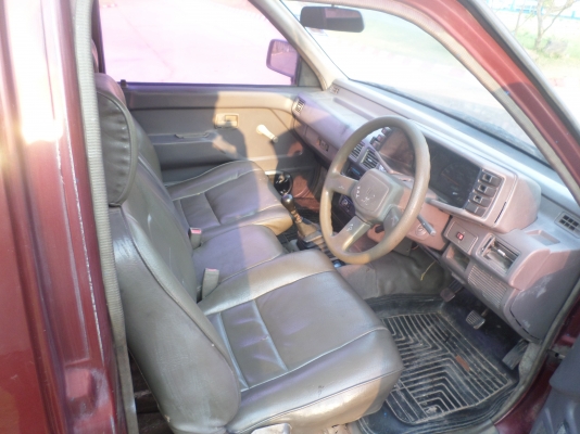 ขายกระบะอีซูซุตอนเดียว ISUZU TFR มังกรทอง ปี38/1995..รถบ้านเดิมๆเก็บสีมาใหม่...เครื่องดีแน่นๆแรงดีไม่ไอไม่จามประหยัดน้ำมันสุดๆช่วงล่างดีครัชชีสวยไม่มีผุ .... เอกสารพร้อมโอน+ภาษีเต็มขาดสิงหาคม57+สีแดงมะเมี๋ยว+แอร์เย็น+ชีดี+ยางดี4เส้น+ รถสภาพพร้อมใช้งานครับ