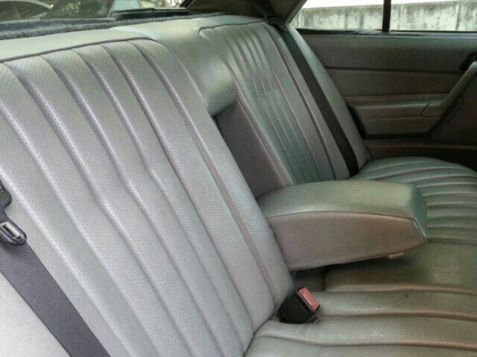 ขายBEN190E เครื่อง1JติดLPG ชุดแต่งWALD ล้อBABUS ท่อJASMA ไฟท้ายขาวแดง หน้ากะจัง6เส้น