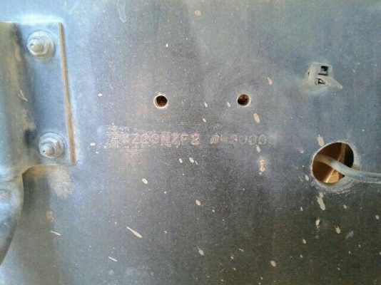 รถอีซูซุ 10 ล้อดั้ม 270 แรงม้า. ปี 49  สนใจติดต่อ 081 - 6079515