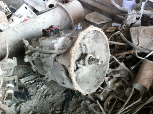 ขายเครื่อง Hino EH700 มีปั้มลม พร้อมเกียร์