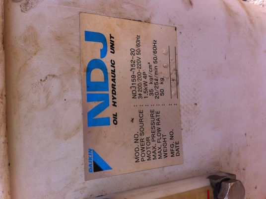มอเตอร์ปั๊มไฮดรอลิกยี่ห้อ DAIKIN ขนาดมอเตอร์ 2 แรงม้า พร้อมชุด ตัวปั๊มทำงานได้ดีสภาพใช้งานได้เลยถอดจากตัวเครื่องCNCเดิมมา มอเตอร์ปั๊มไฮดรอลิกยี่ห้อ DAIKIN ขนาดมอเตอร์ 2 แรงม้า พร้อมชุด ตัวปั๊มทำงานได้ดีสภาพใช้งานได้เลยถอดจากตัวเครื่องCNCเดิมมา