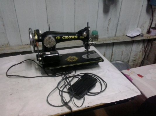 ฝากขายจักรเย็บผ้าและอุปกรณ์(ขาและหัวจักรเย็บผ้า)