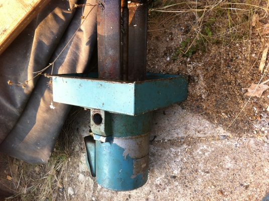 ปั็มหล่อเย็น FUJI ขนาด 250 W. อัตราการไหลอยูที่ 160  L / นาที จากญี่ปุ่นใช้ไฟ้าบ้าน 220 V.ได้