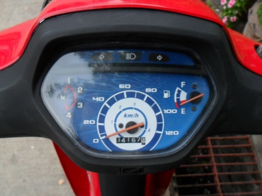 เวฟฟ 100เก่าสีแดงดำเอี่ยมๆ ล้อแม็ก เครื่องดีพร้อมใช้เอกสารครบ เวฟฟ 100เก่าสีแดงดำเอี่ยมๆ ล้อแม็ก เครื่องดีพร้อมใช้เอกสารครบ