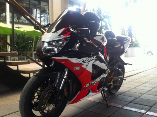 ขาย cbr929 ปี 2001 limited spec EU อินวอย 119999!!!
