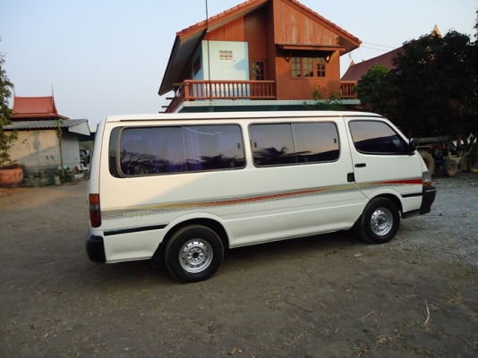รถตู้  Toyota  hiace    เอกสารพร้อมโอน