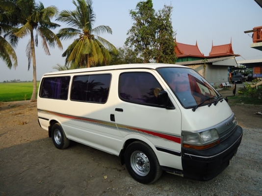 รถตู้  Toyota  hiace    เอกสารพร้อมโอน