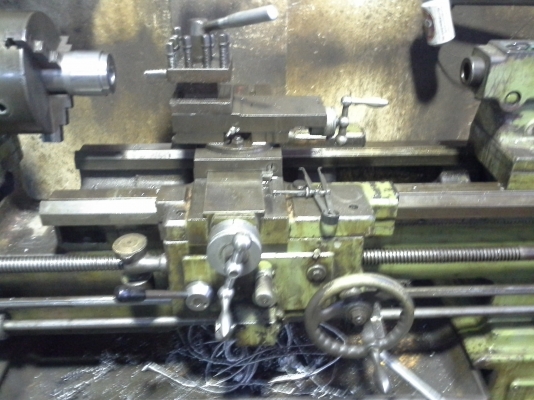 เครื่องกลึง TASHING 5 ฟุต รุ่น TS 700B เกียร์บล็อค 3 เพลา มีเบรค ไต้หวัน