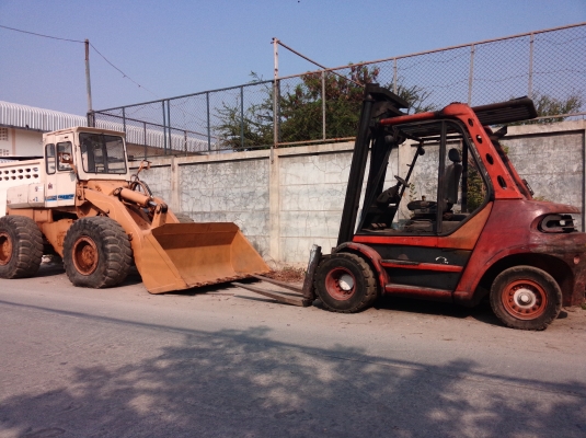 ขายรถตักล้อยาง เอวอ่อน DRESSER 12T , รถยกฟอล์คลิฟต์ LINDE H80D ขายด่วน