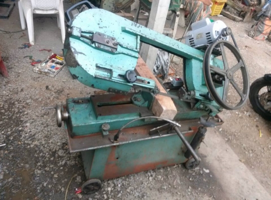 ขายครับขาย เครื่องเลื่อยสายพาน มอเตอร์ 1HP ไฟบ้าน พร้อมใช้ 14000 บาท ช่างเอก มีบริการจัดส่งทั่วประเทศ