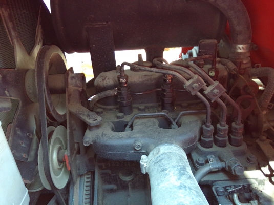 ขายรถตัดหญ้า ตัดกรีน สนาม JACOBSEN LF-100 4WD เกียร์ออโต้ เครื่องดีเซล 3 สูบ 5 แก็งค์ ราคา 190,000 บาท