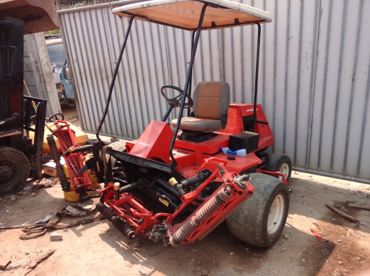 ขายรถตัดหญ้า ตัดกรีน สนาม JACOBSEN LF-100 4WD เกียร์ออโต้ เครื่องดีเซล 3 สูบ 5 แก็งค์ ราคา 190,000 บาท
