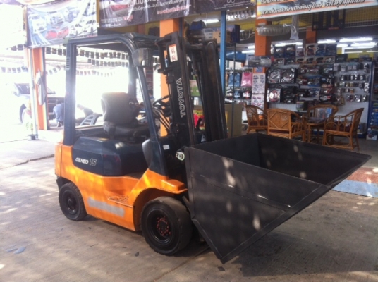 ขายฟอร์คลิฟต์ TOYOTA 7FG15 ( SPECS JAPAN )  เกียร์ AT  , HINHFORK  เสา 3 M ขอบคุณมากครับคุณบอย กทม