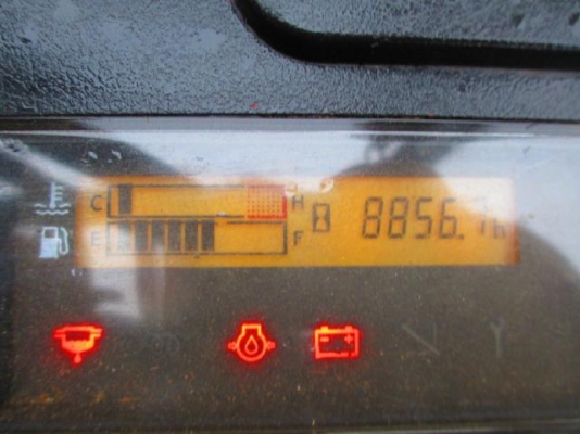 ขายฟอร์คลิฟต์ TOYOTA 8FD25 เครื่องดีเซล 2Z II เกียร์ MT , ล้อหน้าคู่  , เสาสูง 4 M ขอบคุณผู้ไม่ประสงค์ออกนาม  กทม.