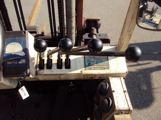 ขายฟอร์คลิฟต์ NISSAN 2.5 TON , ROTATING FORK , เกียร์ MT ขอบคุณลูกค้าจาก มุกดาหาร ครับ ขายฟอร์คลิฟต์ NISSAN 2.5 TON , ROTATING FORK , เกียร์ MT ขอบคุณลูกค้าจาก มุกดาหาร ครับ