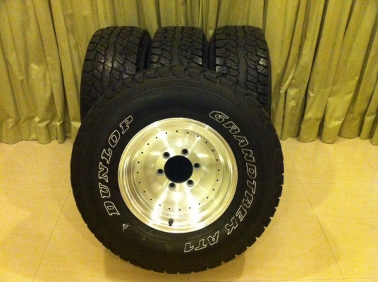 ขายล้อ 15 off road พร้อมยาง 31 all ปี 2012