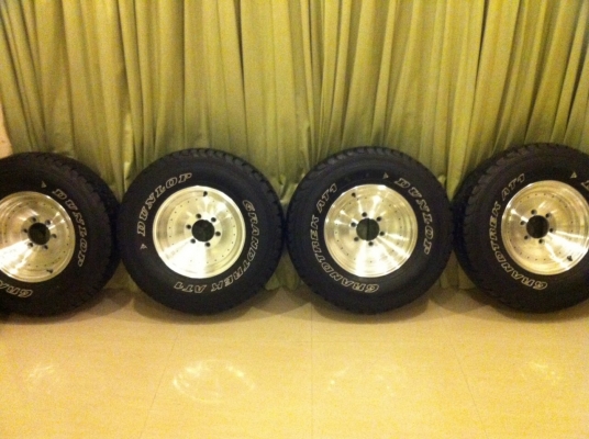 ขายล้อ 15 off road พร้อมยาง 31 all ปี 2012