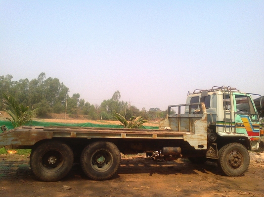 เทลเลอร์ สิบล้อ  ร็อคกี้ 210  แรง  380000  ด่วน