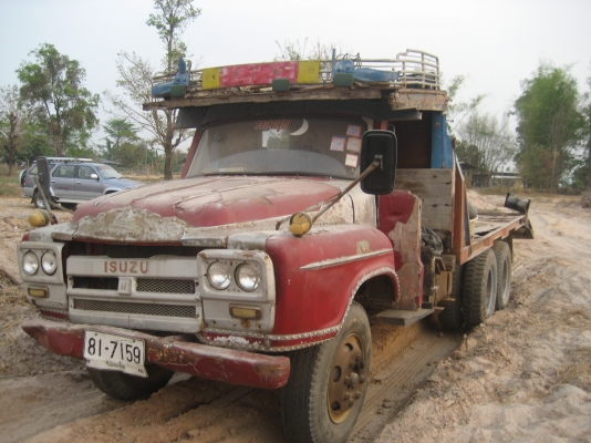 ขาย  หาง เครื่อง 6BD1  165 แรง  330,000 บาท