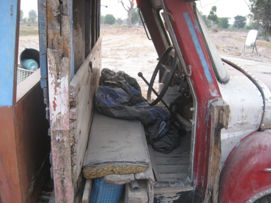 ขาย  หาง เครื่อง 6BD1  165 แรง  330,000 บาท