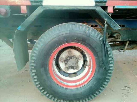 ขายหกล้อ Isuzu KS เครื่อง 4BD1 110แรง ฝาขาว กระบะยาว 4.30 เมตร ทะเบียนพร้อม