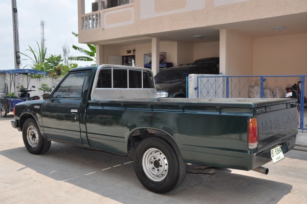 ขาย NISSAN 720 วางเครื่องใหม่เป็นเครื่อง NISSAN LD20 ดีเซลแห้งๆ สุดประหยัด พร้อมใช้งาน