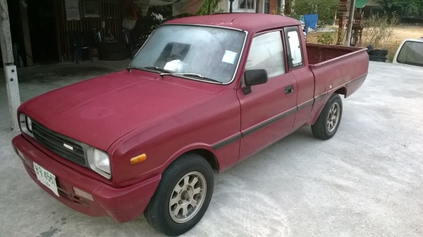 มาอีกคันคับ MAZDA เล็กตอนครึ่ง 1500 5เกียร์ สภาพสวยๆ