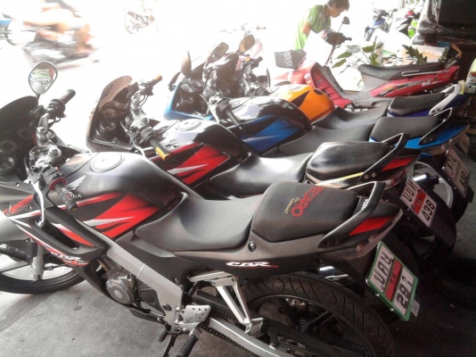 ขออนุญาติขายเหมา HONDA CBR 150 ทั้งหมด 4 คัน
