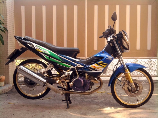 ขออนุญาติขาย Honda Sonic New 125 กุญแจ 2 ชั้น โอนฟรีครับ